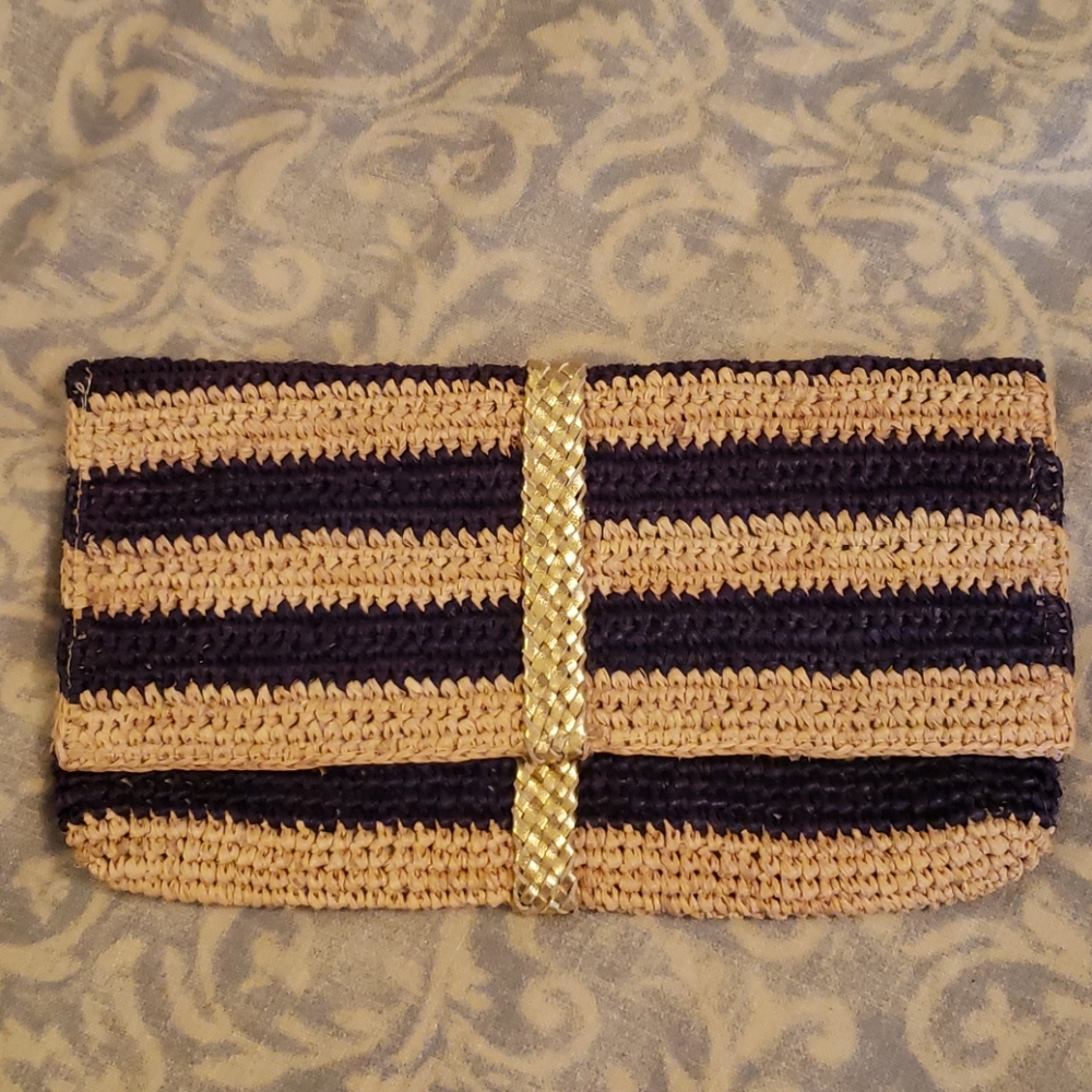 mar y sol remy clutch with gold trim